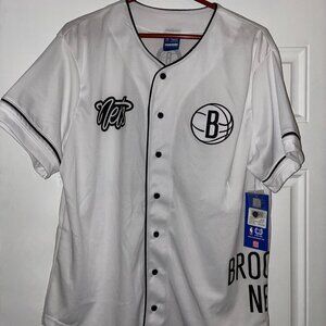 Ultra Game Mens Size Large NBA Brooklyn Nets Button Up Logo White Jersey Shirt